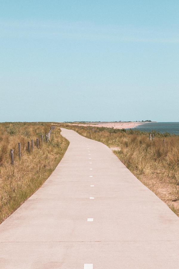 Bed and Breakfast Bed & Bakkie Het Lamsoor Texel 't Horntje Экстерьер фото